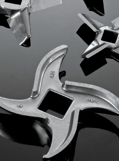 Precision-cast Salvinox grinder knives, manufactured in Italy